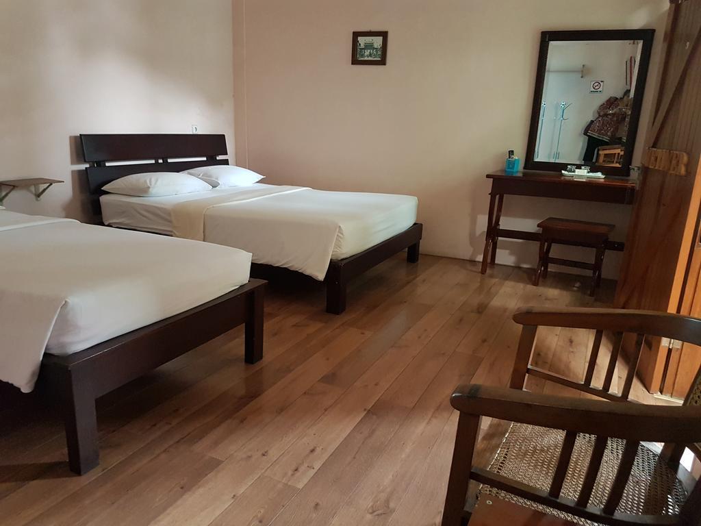 Peye Guesthouse Malang Exteriér fotografie