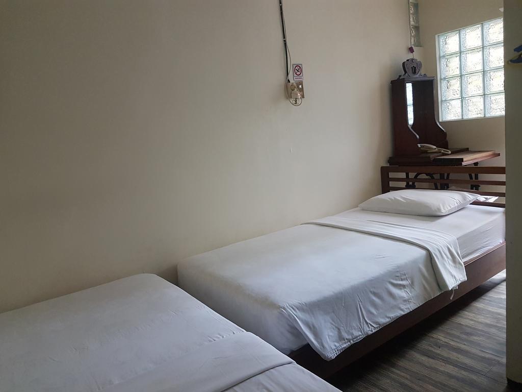 Peye Guesthouse Malang Exteriér fotografie